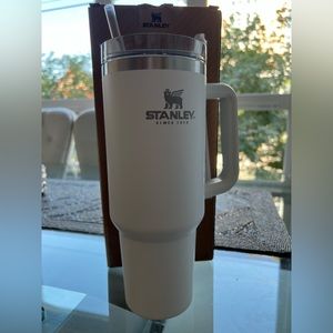 Stanley The Quencher Flowstate Tumbler